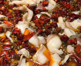 川菜，作为中国四大菜系之一，以其独特的麻辣味道和丰富的菜品种类而广受人们喜爱。今天，我们将为大家带来一份全面的川菜做法大全，包括家常菜视频和烹饪窍门，帮助你轻松掌握川菜的烹饪技巧。